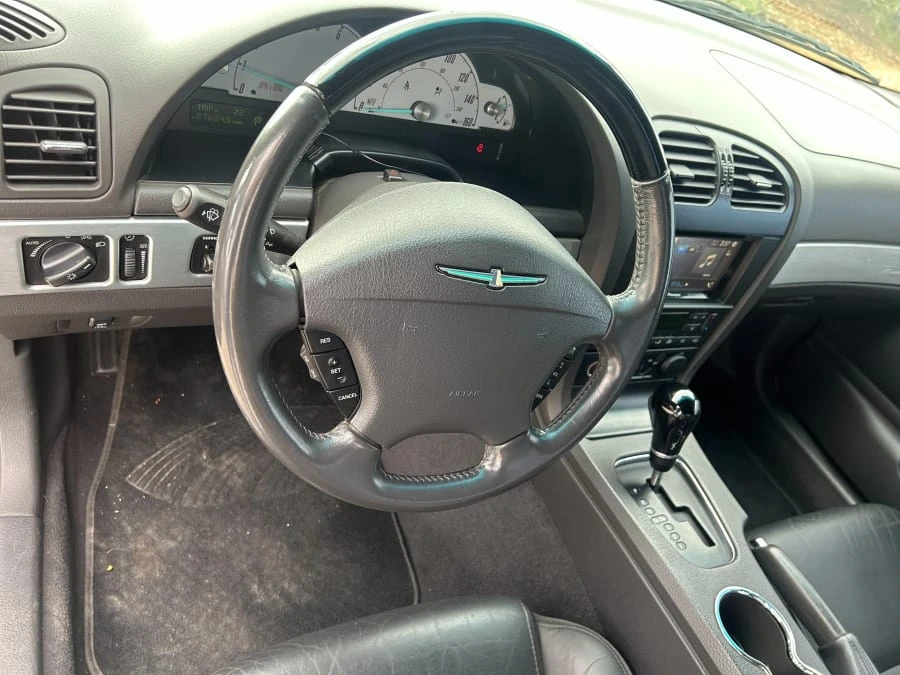 2002 Ford Thunderbird 11th Gen - Image 8 of 15