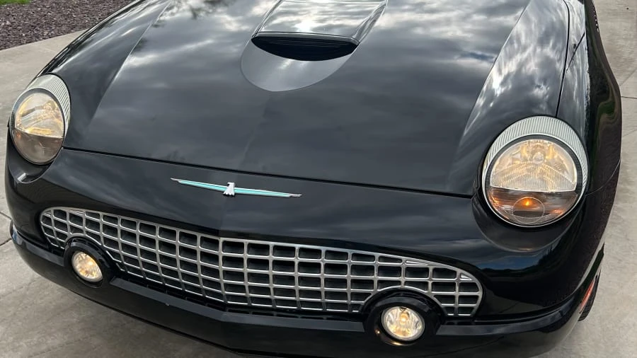 2002 Ford Thunderbird 11th Gen - Image 3 of 15