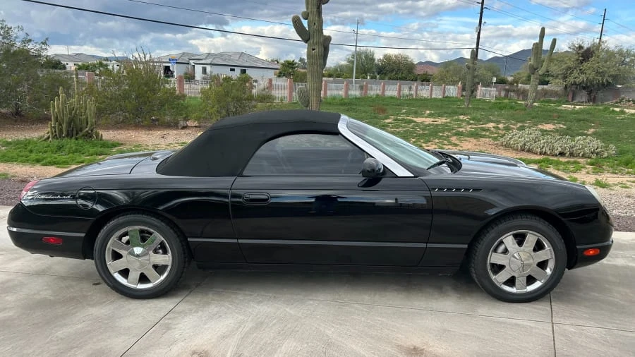 2002 Ford Thunderbird 11th Gen - Image 2 of 15