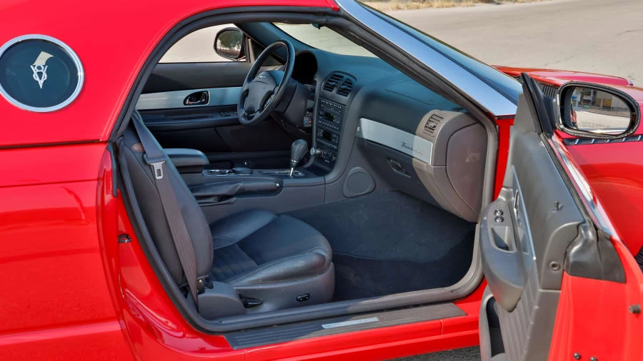 2002 Ford Thunderbird 11th Gen - Image 5 of 31