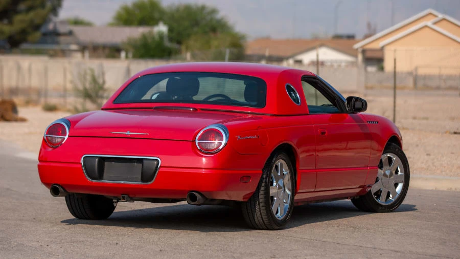 2002 Ford Thunderbird 11th Gen - Image 13 of 31