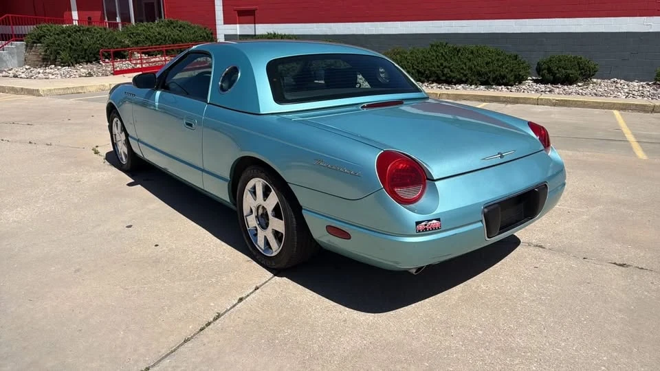 2002 Ford Thunderbird 11th Gen - Image 5 of 18