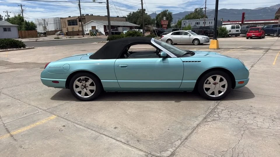 2002 Ford Thunderbird 11th Gen - Image 15 of 18