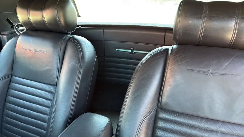 2002 Ford Thunderbird 11th Gen - Image 10 of 18