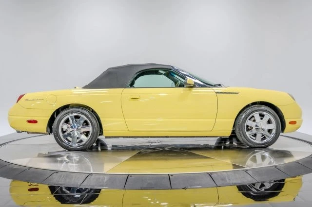 2002 Ford Thunderbird 11th Gen - Image 10 of 21