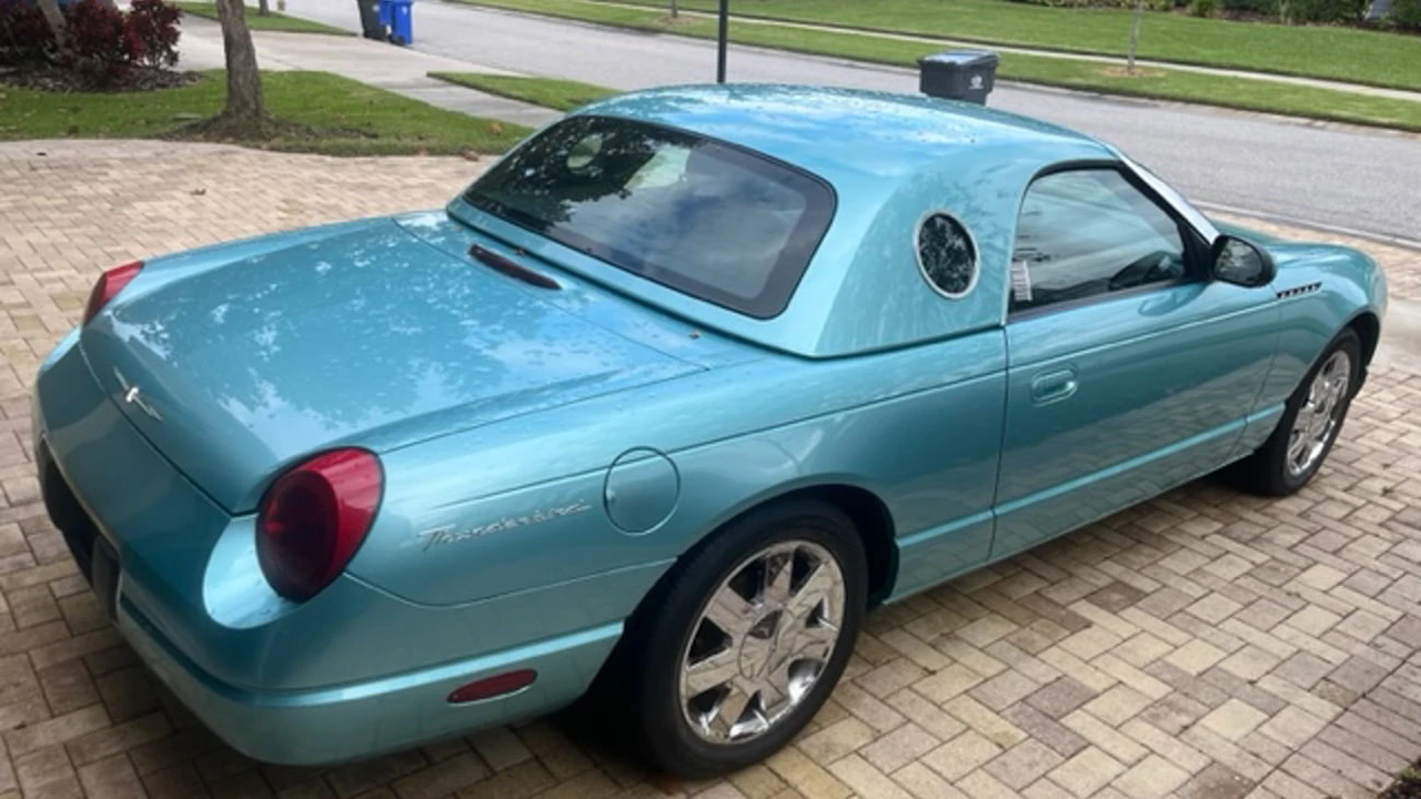 2002 Ford Thunderbird 11th Gen - Image 8 of 15