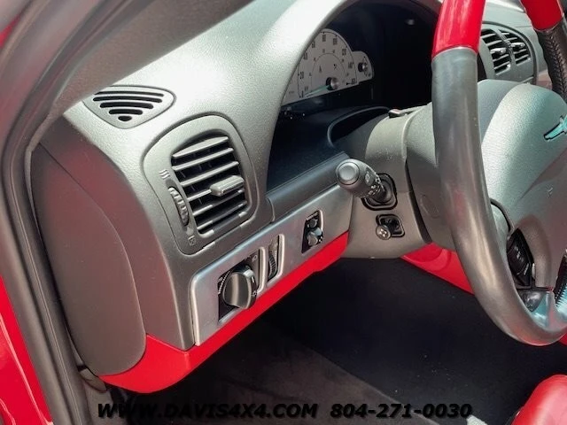 2002 Ford Thunderbird 11th Gen - Image 26 of 27