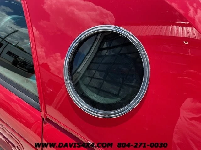 2002 Ford Thunderbird 10th Gen - Image 10 of 12