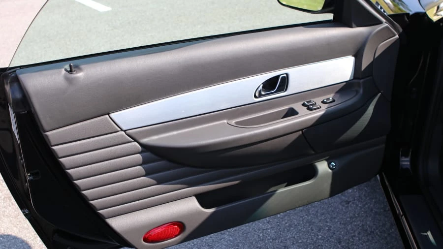 2002 Ford Thunderbird 11th Gen - Image 10 of 31