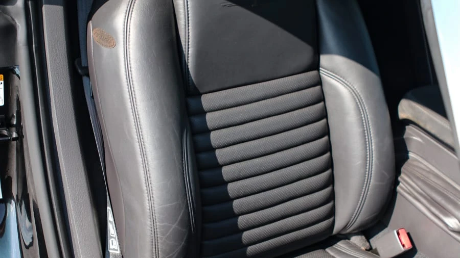 2002 Ford Thunderbird 11th Gen - Image 13 of 31