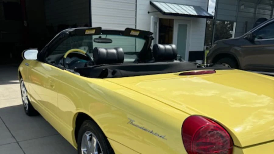 2002 Ford Thunderbird 11th Gen - Image 7 of 13