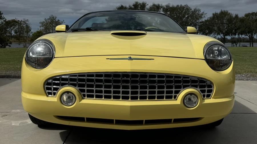 2002 Ford Thunderbird 11th Gen - Image 5 of 13