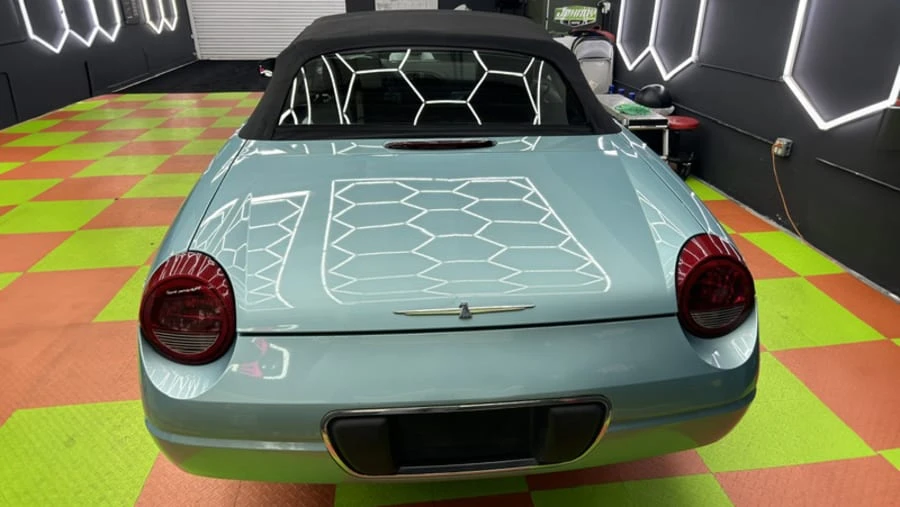 2002 Ford Thunderbird 11th Gen - Image 4 of 9