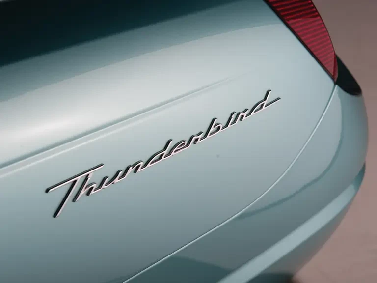 2002 Ford Thunderbird 11th Gen - Image 6 of 18
