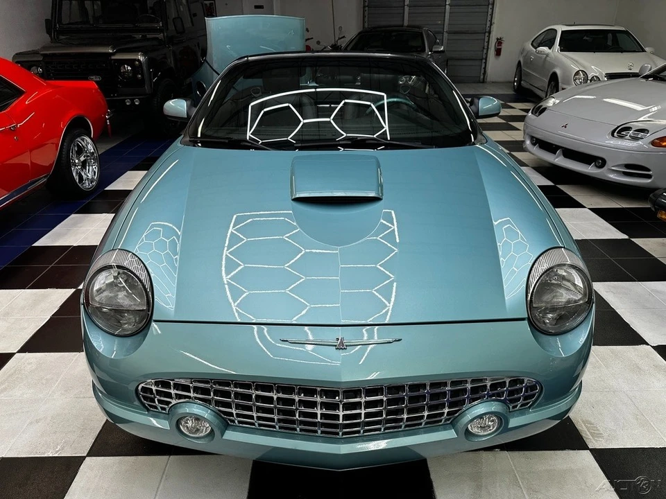 2002 Ford Thunderbird 11th Gen - Image 4 of 21