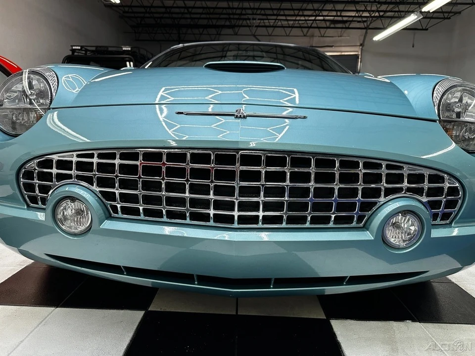 2002 Ford Thunderbird 11th Gen - Image 7 of 21