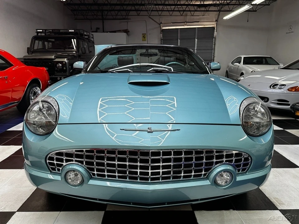 2002 Ford Thunderbird 11th Gen - Image 5 of 21