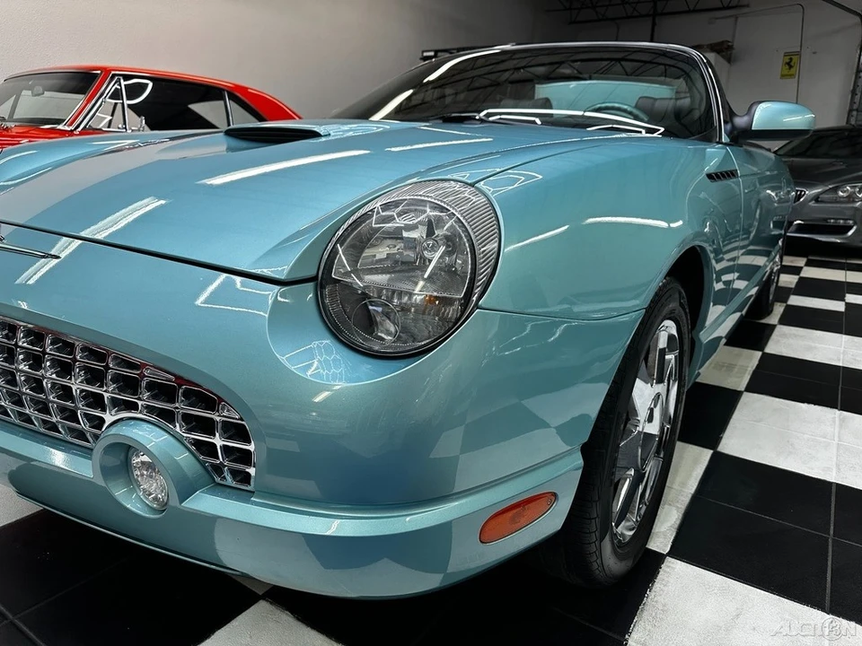 2002 Ford Thunderbird 11th Gen - Image 8 of 21