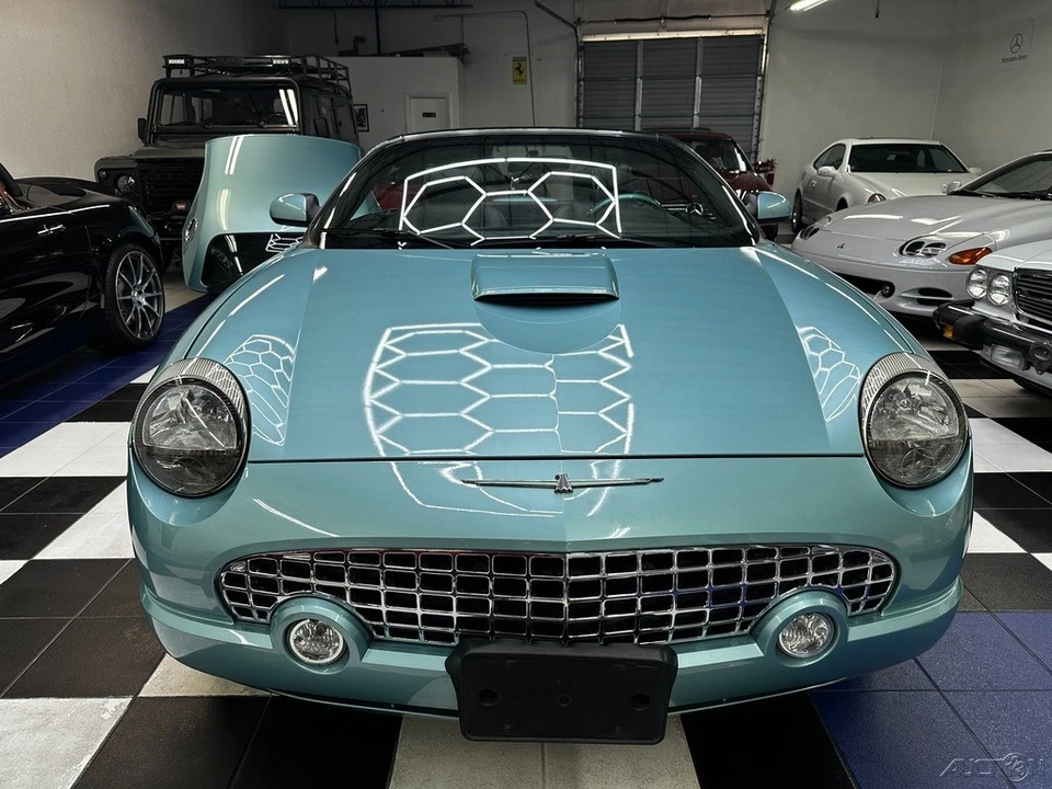 2002 Ford Thunderbird 11th Gen - Image 6 of 24
