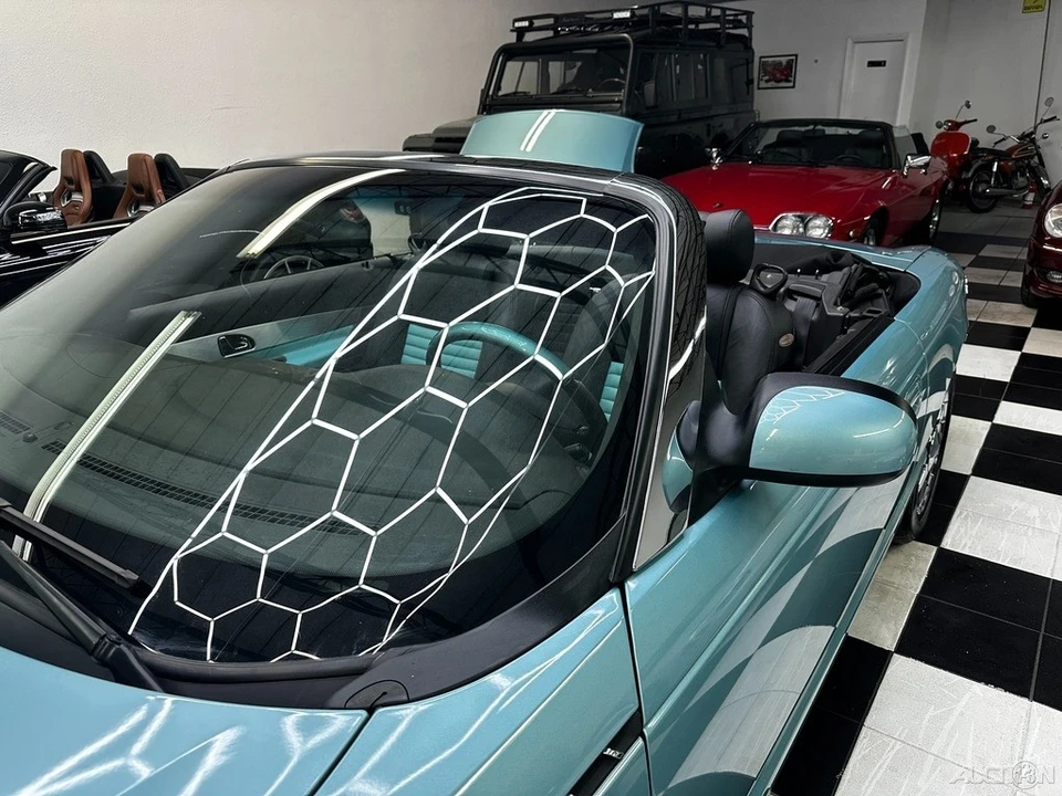 2002 Ford Thunderbird 11th Gen - Image 17 of 24