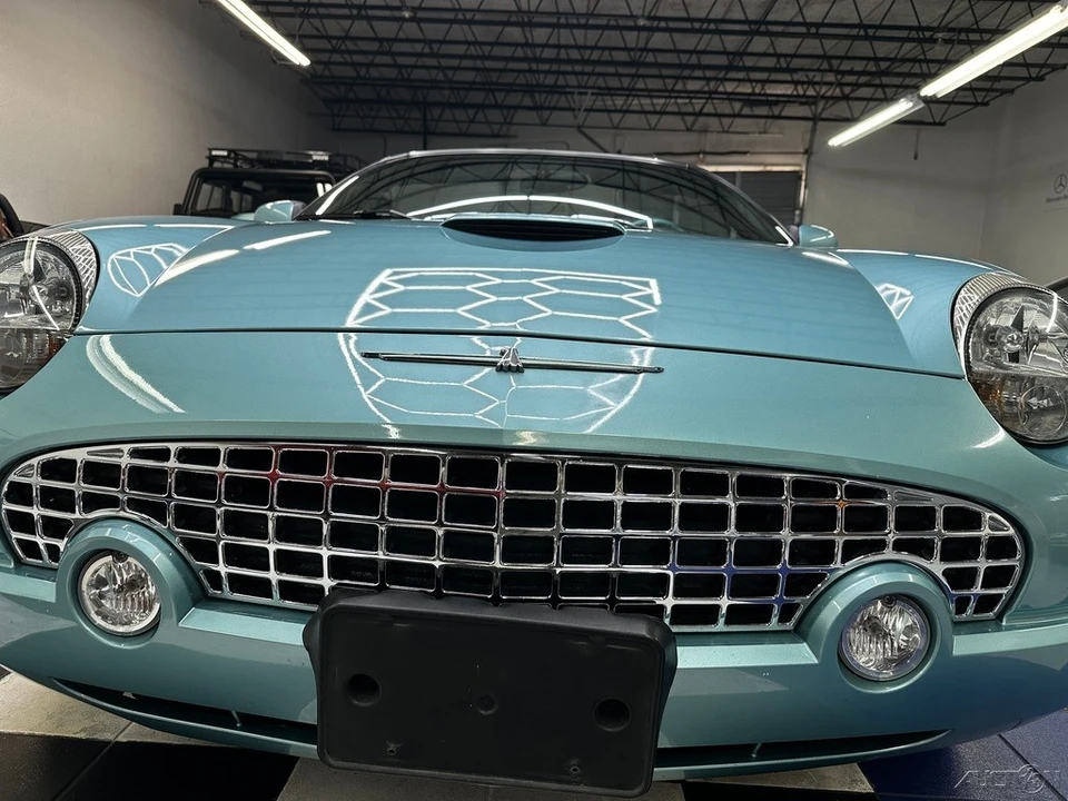 2002 Ford Thunderbird 11th Gen - Image 8 of 24