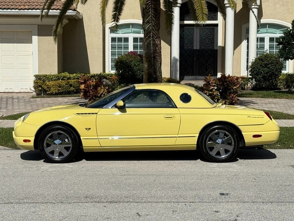 2002 Ford Thunderbird 11th Gen - Image 10 of 21
