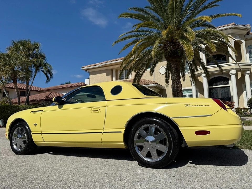 2002 Ford Thunderbird 11th Gen - Image 11 of 21