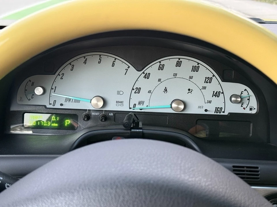 2002 Ford Thunderbird 11th Gen - Image 15 of 21