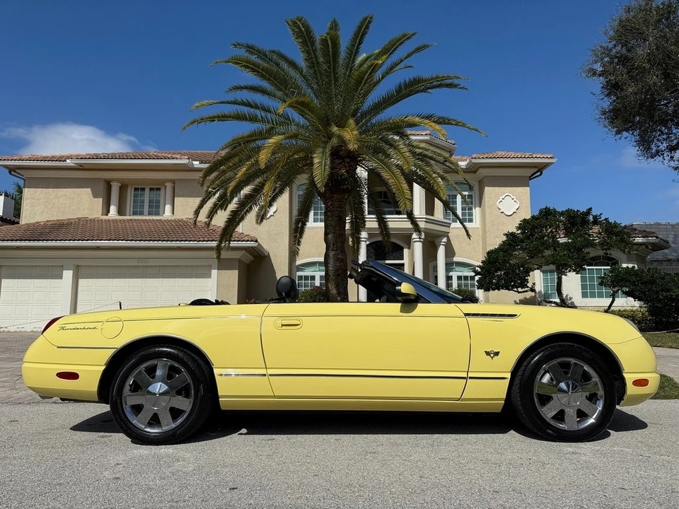 2002 Ford Thunderbird 11th Gen - Image 2 of 21