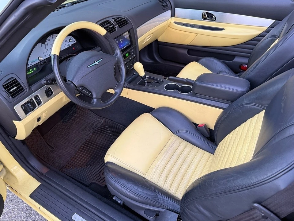 2002 Ford Thunderbird 11th Gen - Image 18 of 21