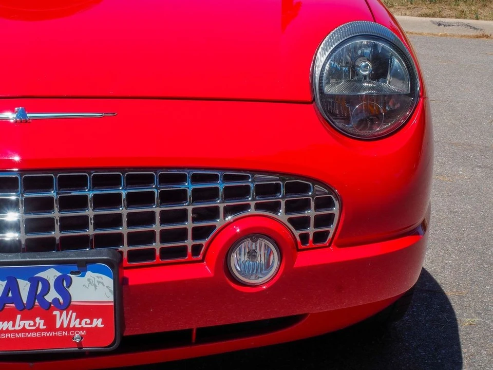2002 Ford Thunderbird 11th Gen - Image 26 of 31
