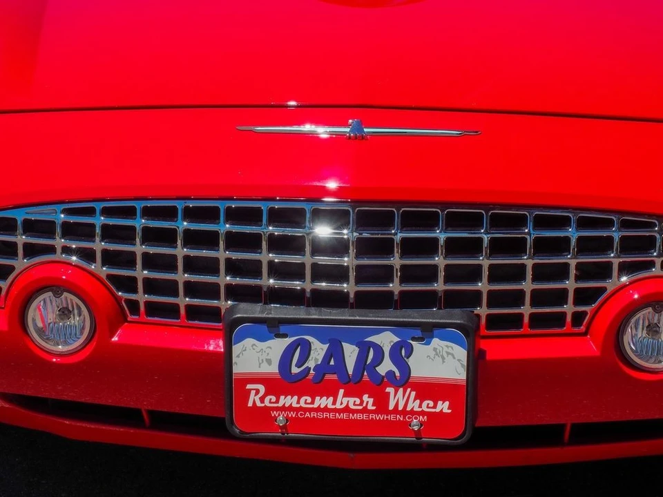 2002 Ford Thunderbird 11th Gen - Image 25 of 31