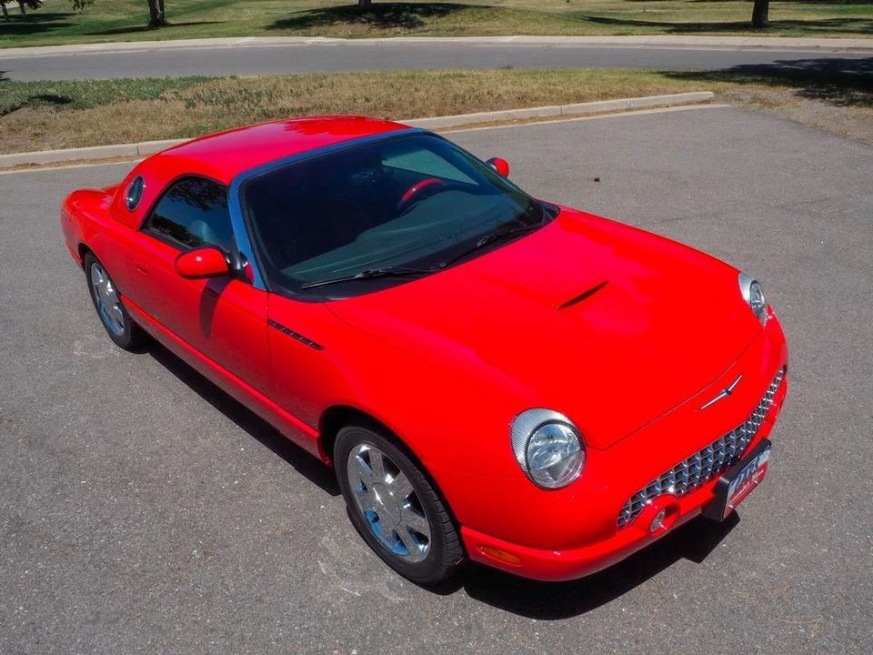 2002 Ford Thunderbird 11th Gen - Image 10 of 31