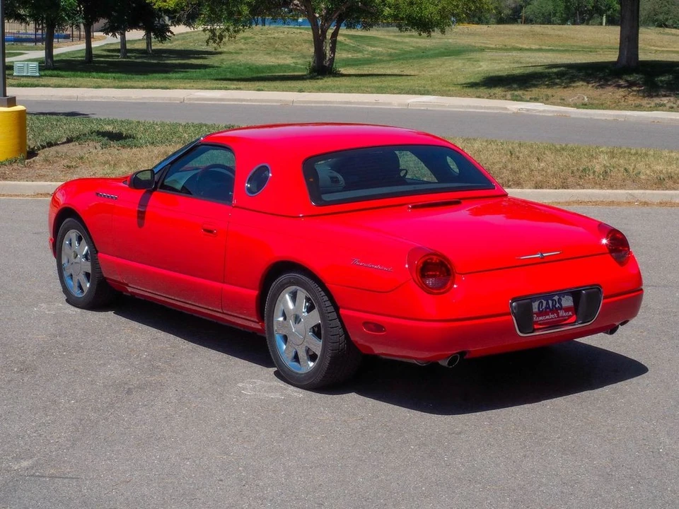 2002 Ford Thunderbird 11th Gen - Image 7 of 31
