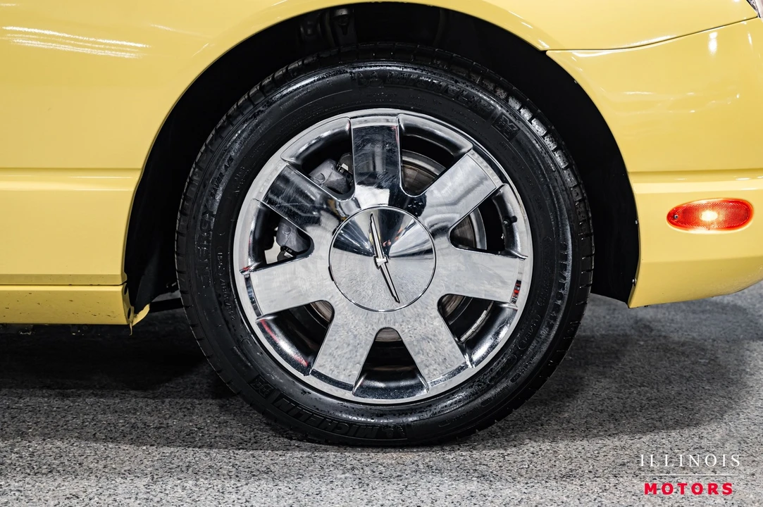 2002 Ford Thunderbird 11th Gen - Image 11 of 21