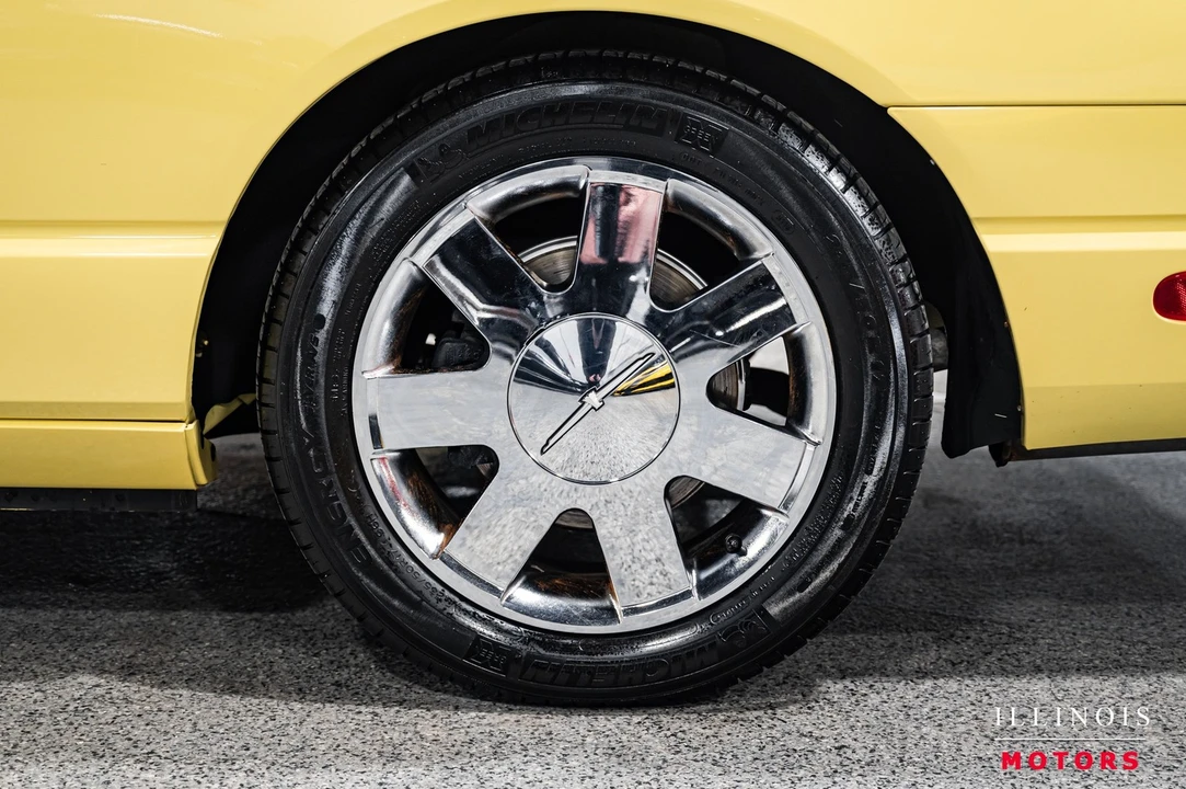 2002 Ford Thunderbird 11th Gen - Image 9 of 21