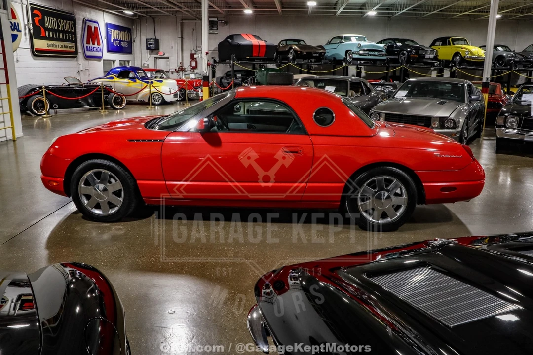 2002 Ford Thunderbird 11th Gen - Image 5 of 12