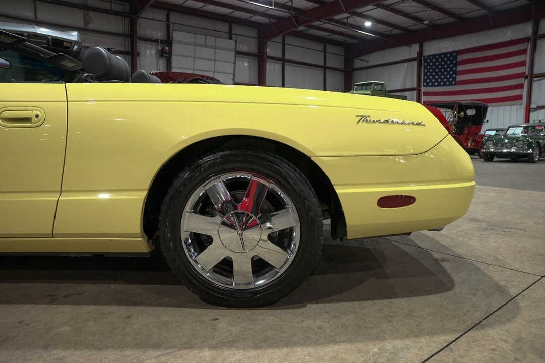 2002 Ford Thunderbird 11th Gen - Image 5 of 31