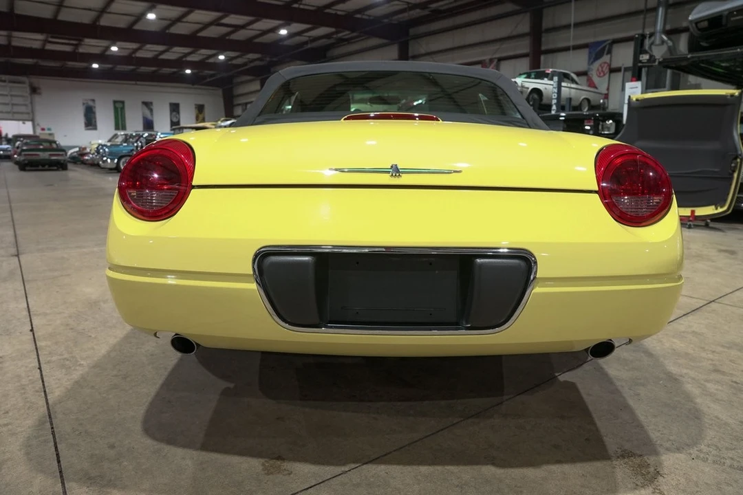 2002 Ford Thunderbird 11th Gen - Image 21 of 31