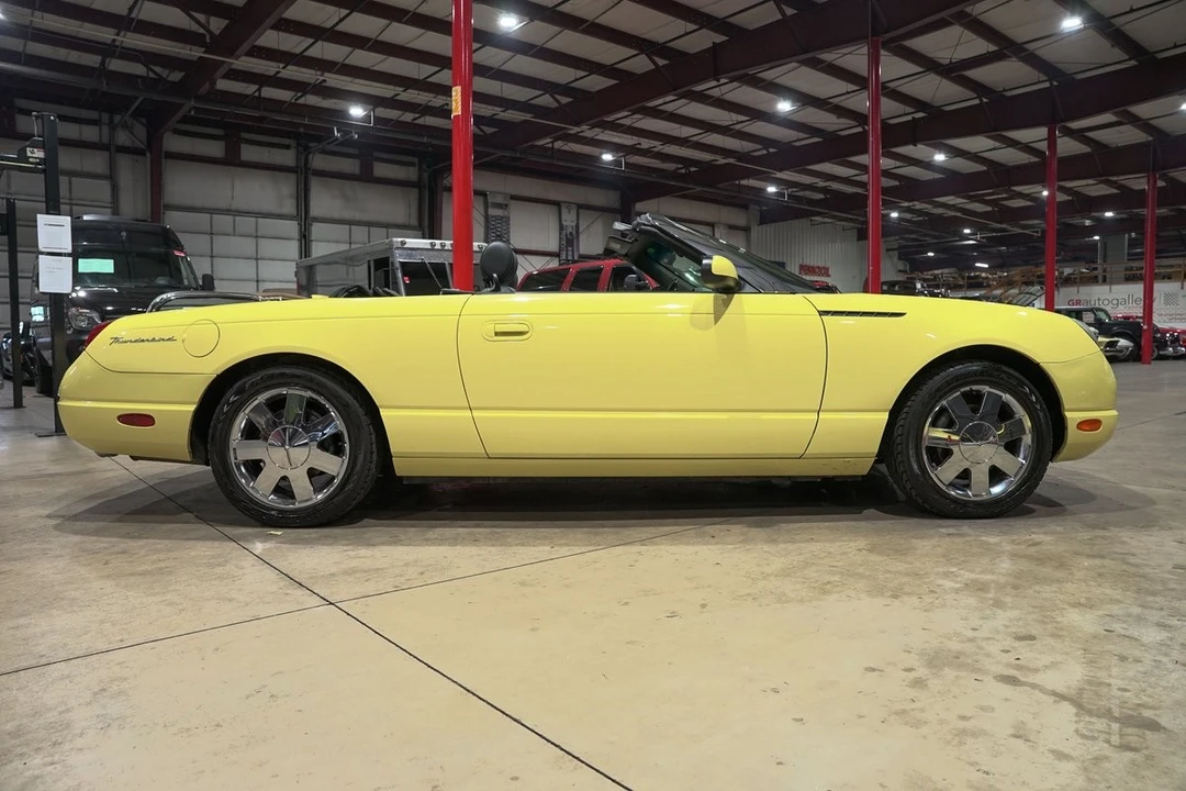 2002 Ford Thunderbird 11th Gen - Image 10 of 12