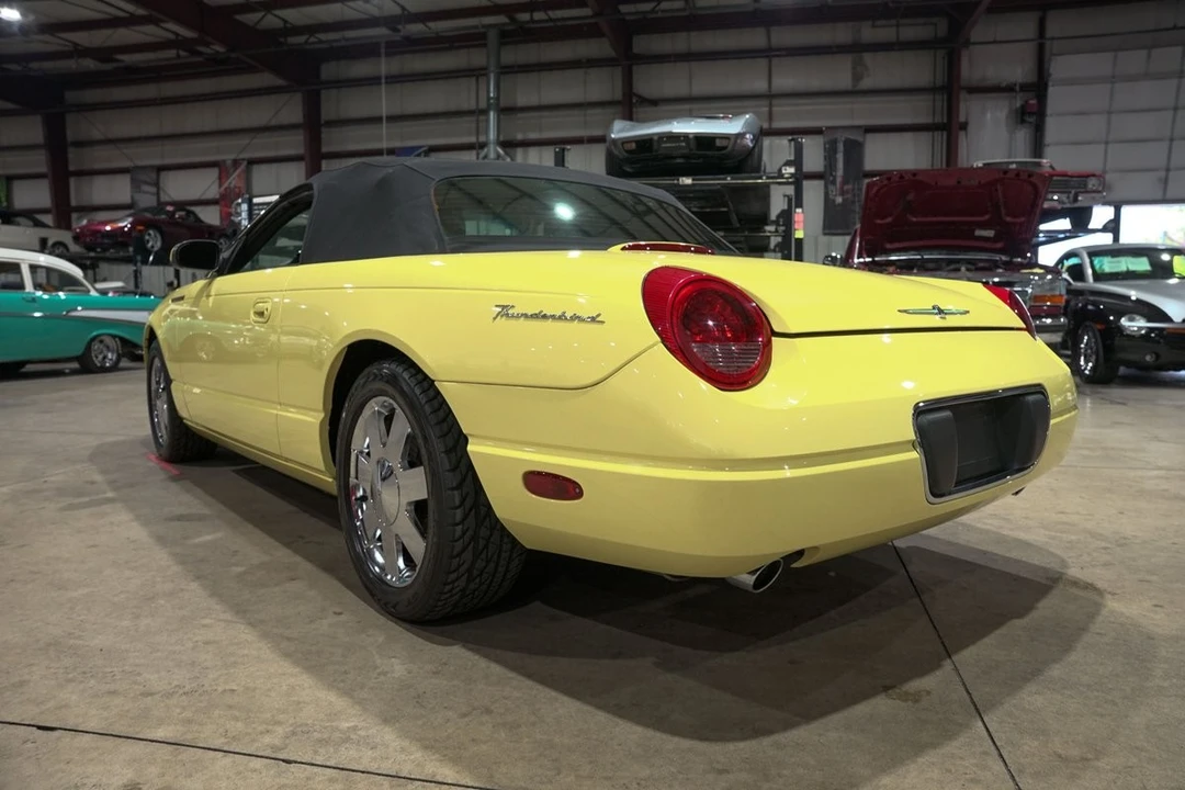 2002 Ford Thunderbird 11th Gen - Image 20 of 31