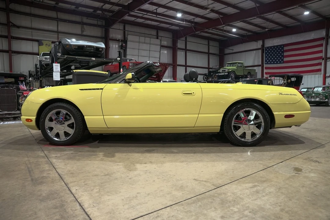 2002 Ford Thunderbird 11th Gen - Image 4 of 12