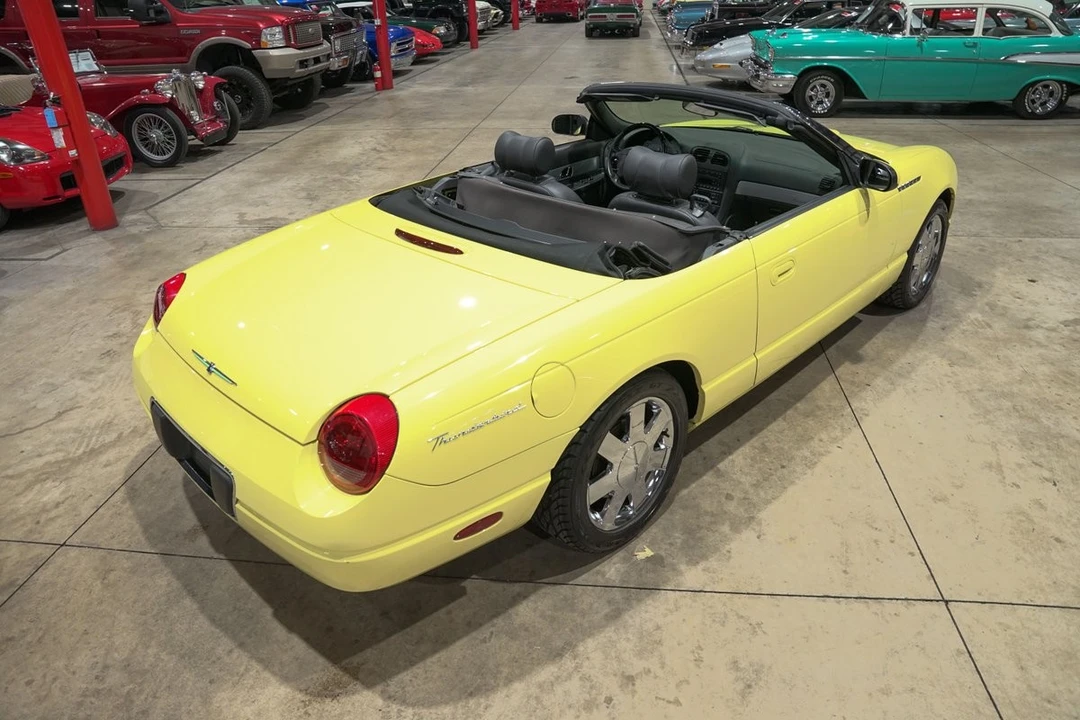 2002 Ford Thunderbird 11th Gen - Image 17 of 31