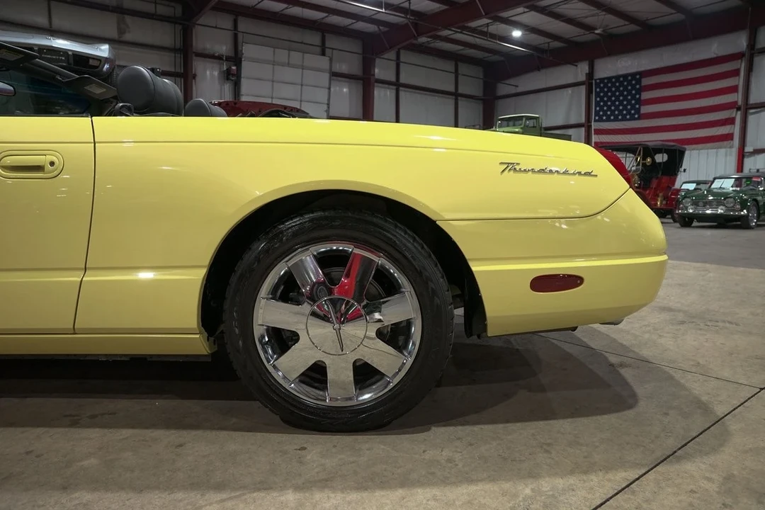 2002 Ford Thunderbird 11th Gen - Image 5 of 12