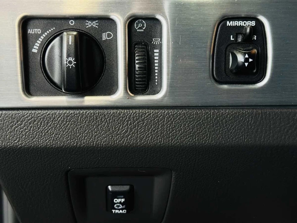 2002 Ford Thunderbird 11th Gen - Image 30 of 31