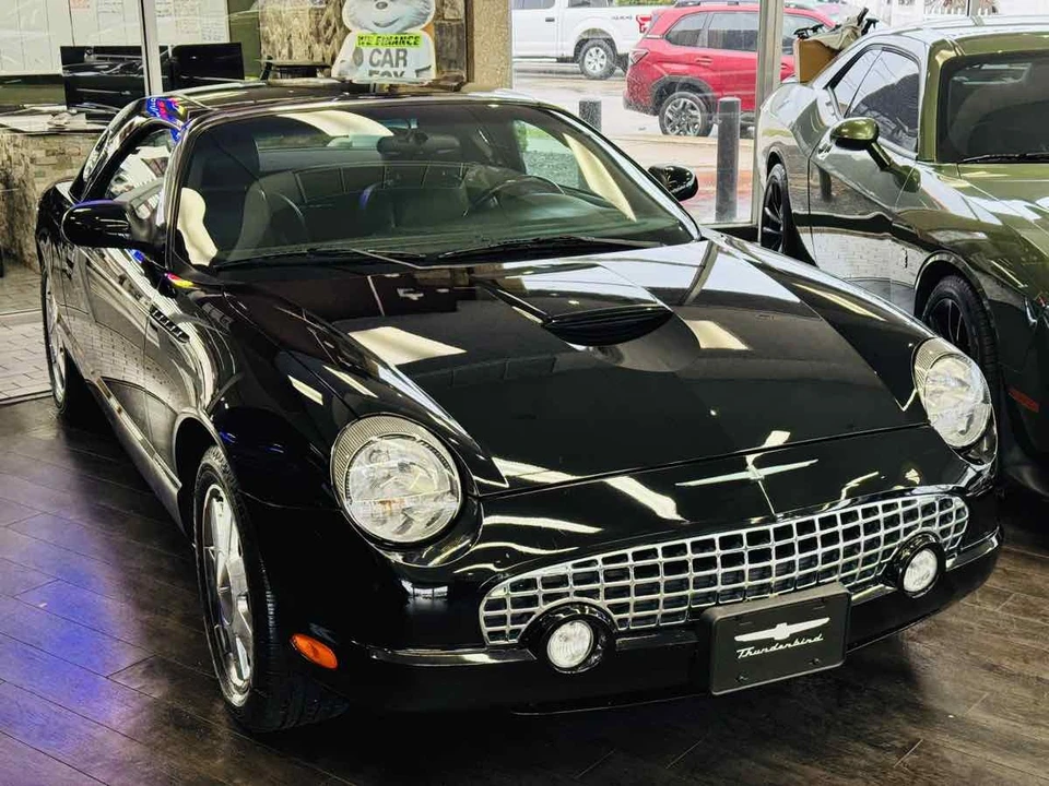 2002 Ford Thunderbird 11th Gen - Image 2 of 31