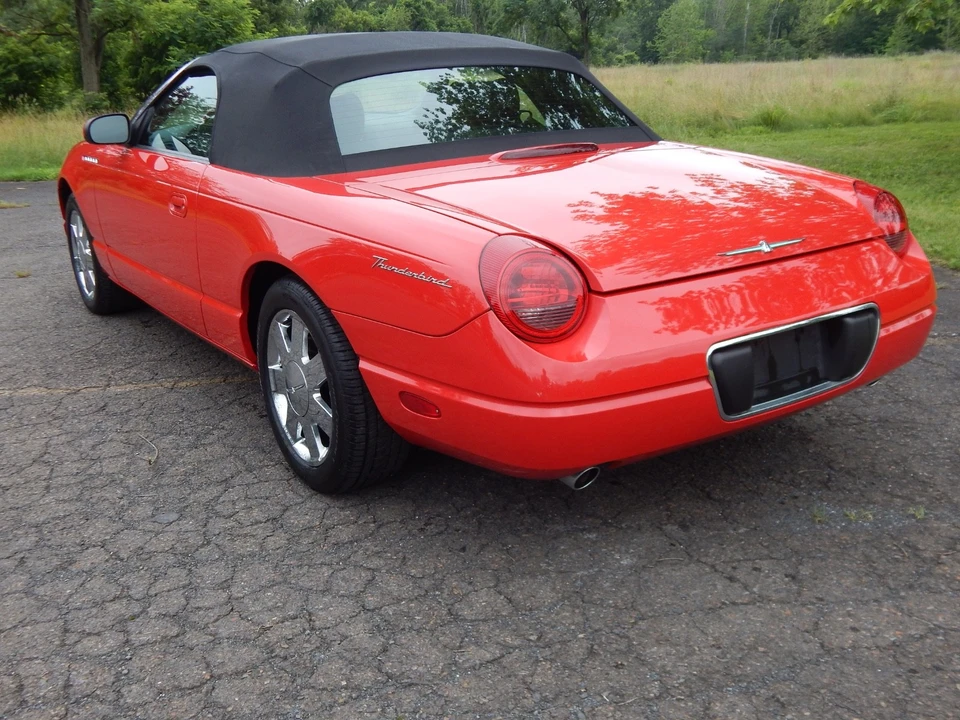2002 Ford Thunderbird 11th Gen - Image 6 of 31