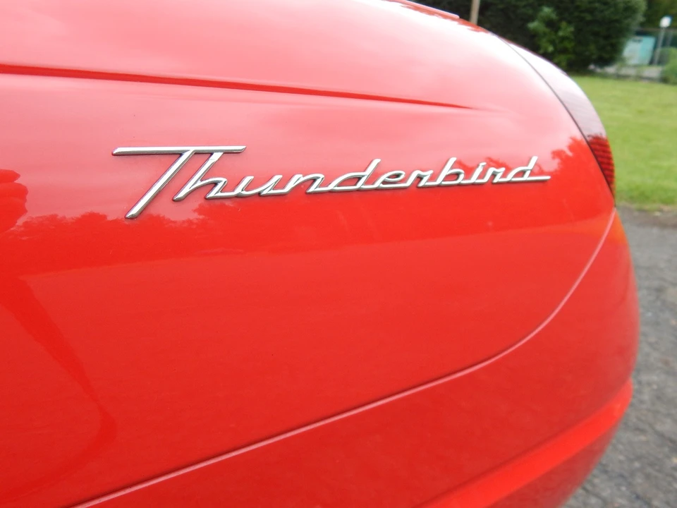 2002 Ford Thunderbird 11th Gen - Image 29 of 31