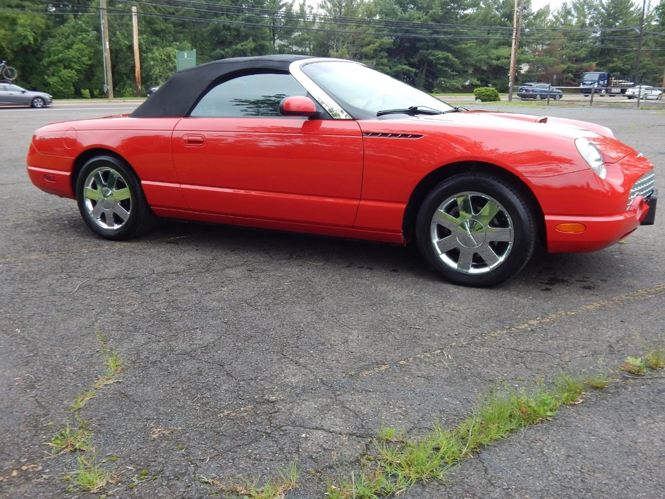 2002 Ford Thunderbird 11th Gen - Image 9 of 31