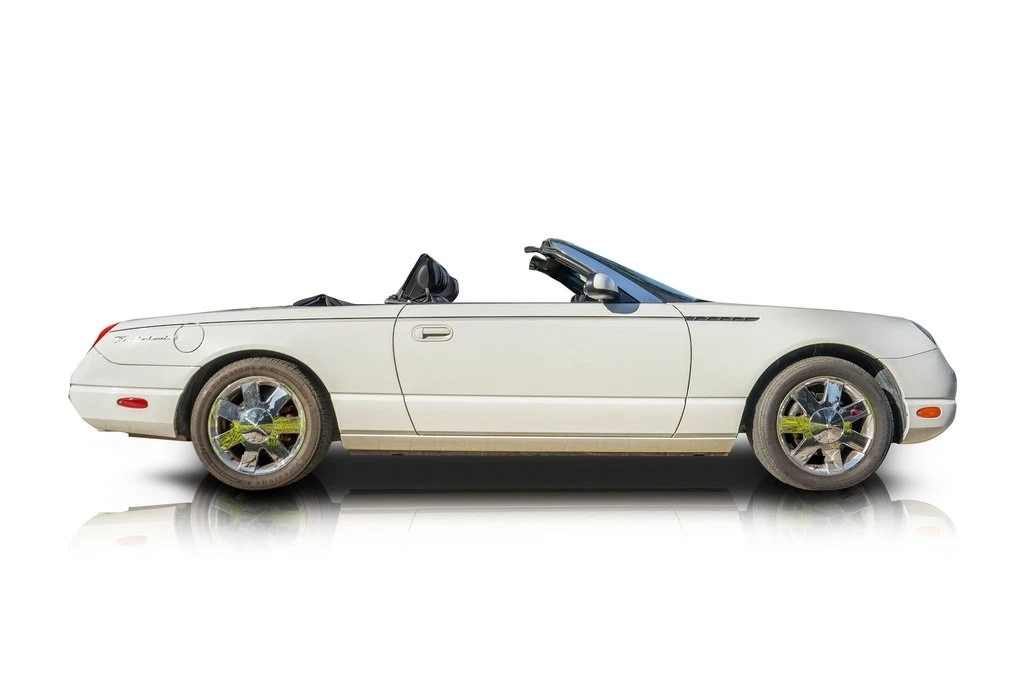 2002 Ford Thunderbird 11th Gen - Image 2 of 12